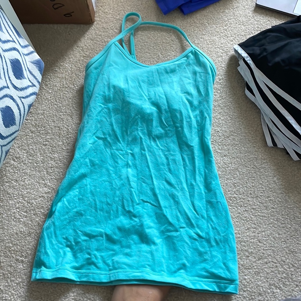 Lululemon top